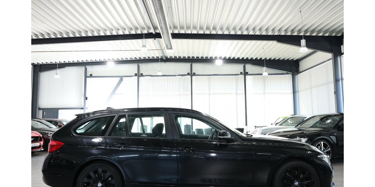 BMW 330d Touring xDrive Advantage / LED, HEAD-UP 227.000 km 13.402 &euro; Hamm 59077