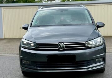 VW Touran 127.488 km 14.500 &euro; Ahlen 59227