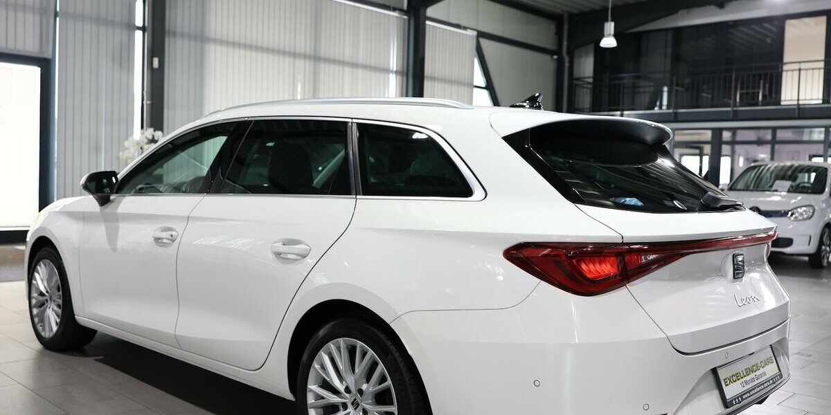 Seat Leon ST 2.0 TDI DSG XCELLENCE / LEDER / ACC+LANE 75.000 km 18.991 &euro; Hamm 59077