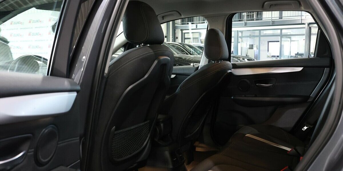 BMW 218 Active Tourer d Advantage BUSINESS LED,NAVI+ 158.000 km 12.555 &euro; Hamm 59077
