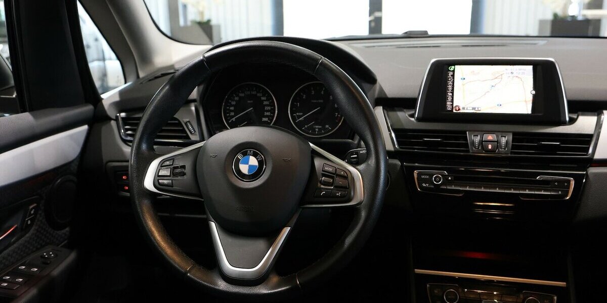 BMW 218 Gran Tourer i Advantage AUTOMATIK,LED,NAVI+ 140.000 km 11.555 &euro; Hamm 59077