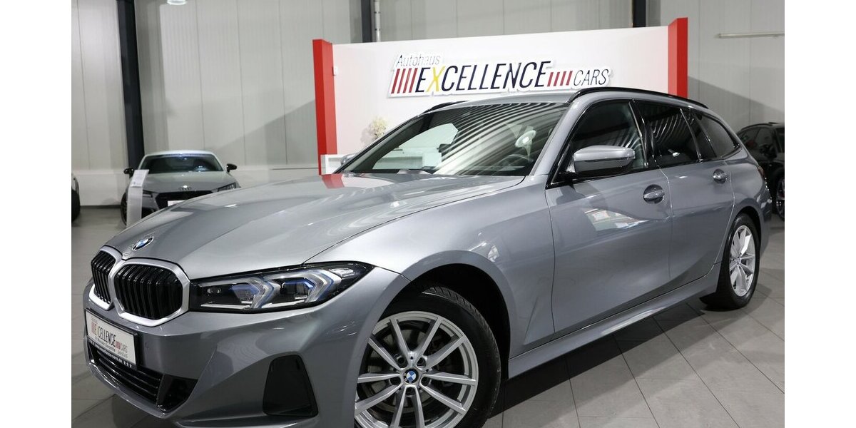 BMW 318d Touring SPORT GREY & RED LEDER,CURVED+HUD 73.000 km 27.555 &euro; Hamm 59077