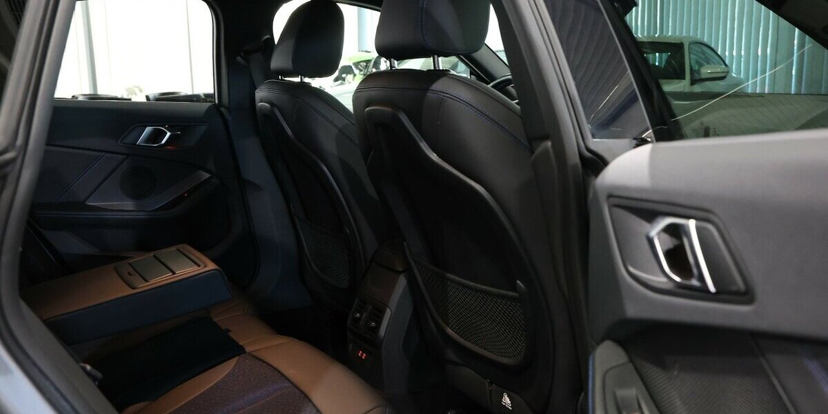 BMW 218 Gran Coupe i M-SPORT SHADOW / LIVE-COCKPIT 39.000 km 23.111 &euro; Hamm 59077
