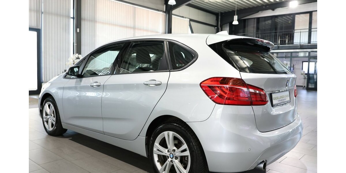 BMW 218 Active Tourer d Advantage LED / NAVI+ / AHK 119.000 km 12.992 &euro; Hamm 59077