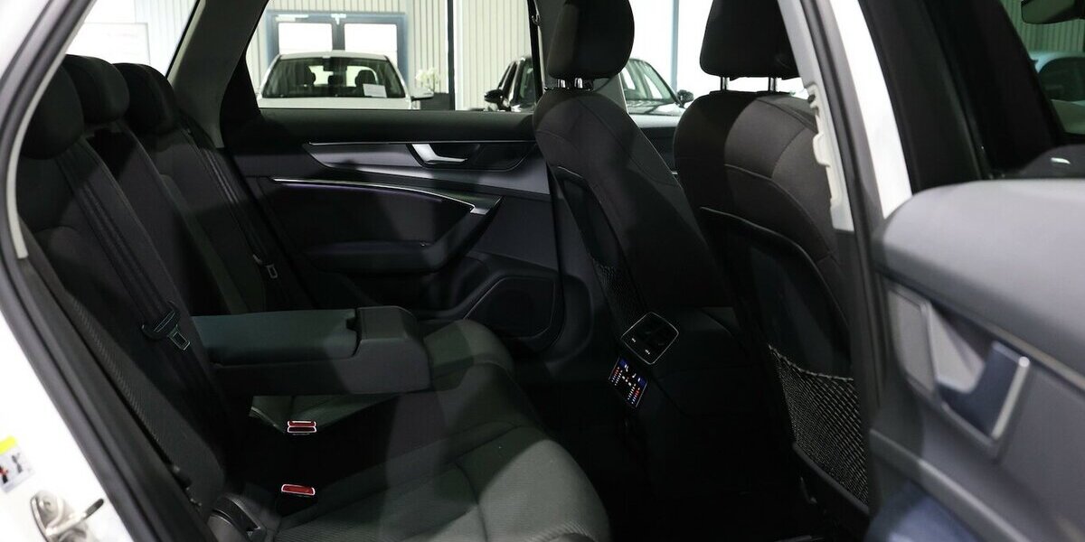 Audi A6 Avant 35 TDI BUSINESS WHITE / PANORAMA,VC,LED 107.000 km 24.996 &euro; Hamm 59077