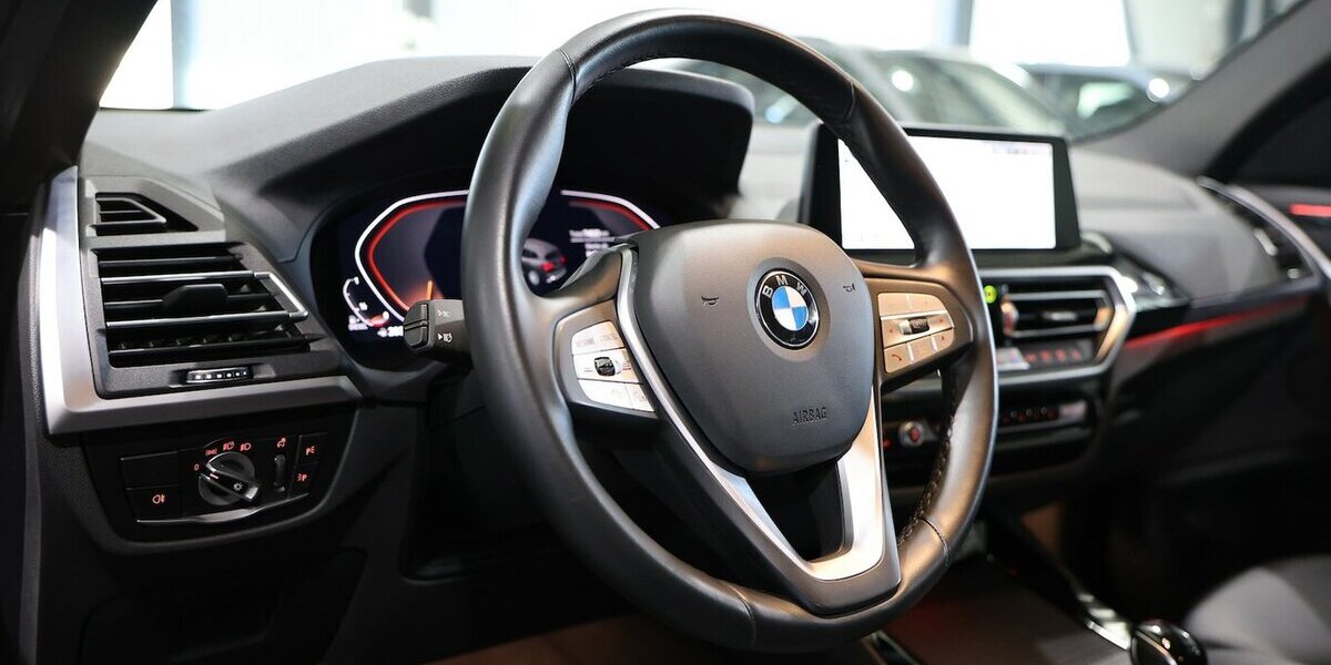 BMW X3 xDrive 20d SPORT VOLL-LEDER, LIVE-COCKPIT-PRO 74.000 km 37.444 &euro; Hamm 59077