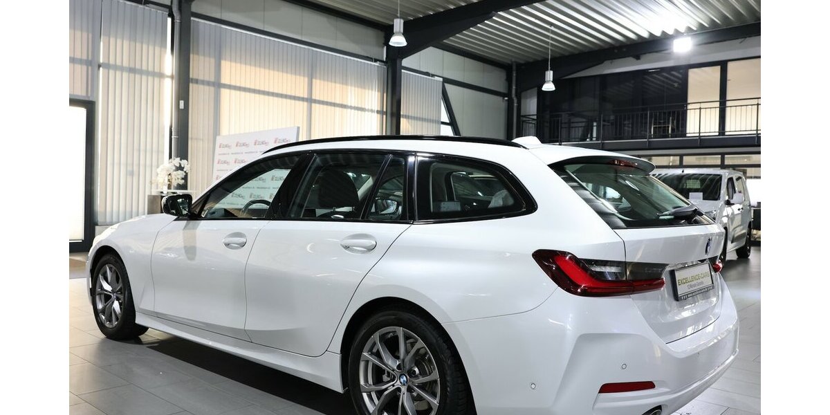 BMW 318d Touring SPORT SHADOW CURVED+NAV+KAMERA,LED 105.000 km 22.555 &euro; Hamm 59077