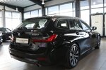 BMW 330d Touring ADVANTAGE / LED / LIVE+NAVI+ 149.000 km 19.999 &euro; Hamm 59077