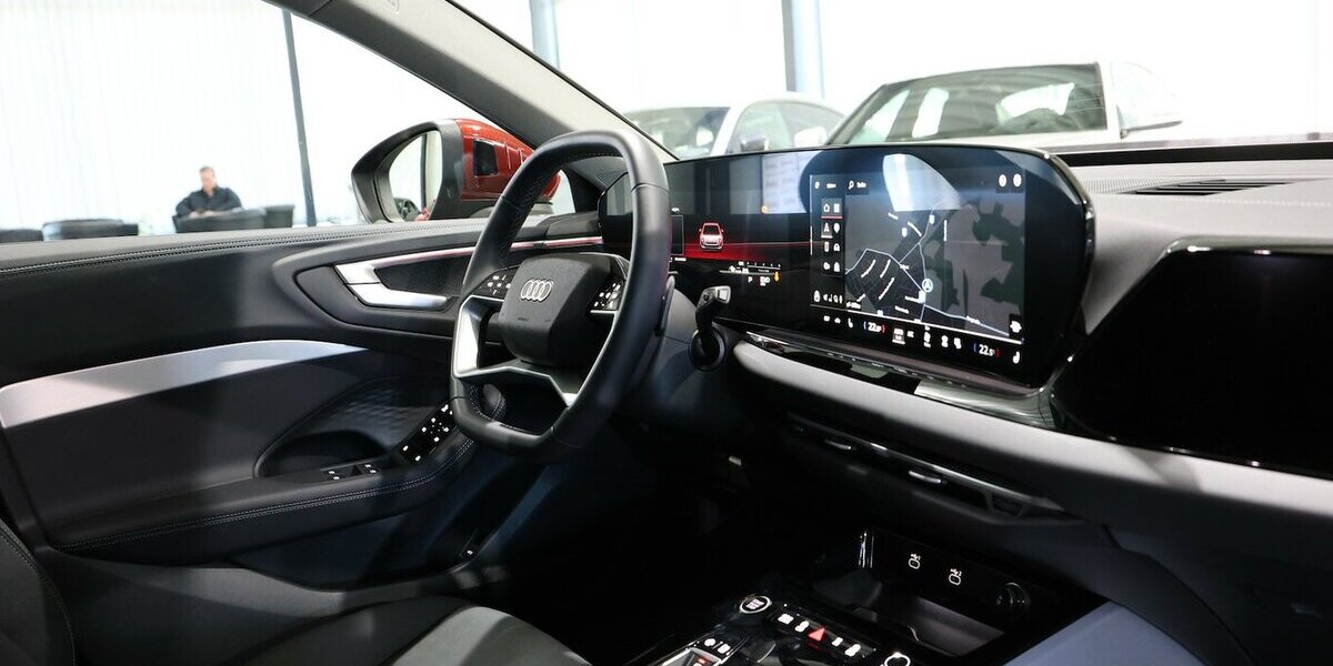 Audi A5 Avant TFSI TECH-PLUS / TOLLES FAHRZEUG / 11.000 km 42.100 &euro; Hamm 59077