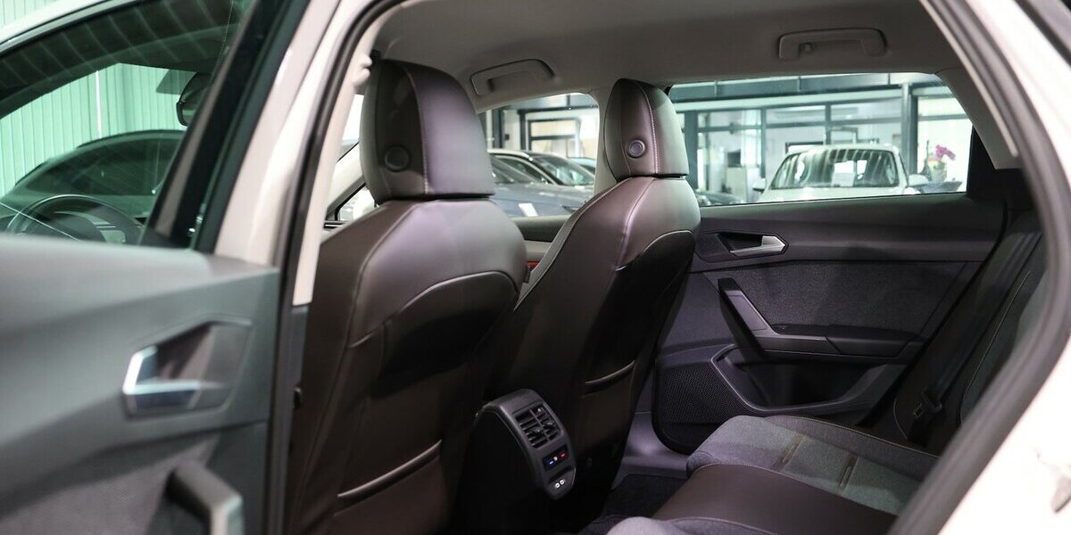 Seat Leon ST 2.0 TDI DSG XCELLENCE / LEDER / ACC+LANE 75.000 km 18.991 &euro; Hamm 59077