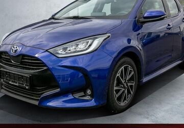 Toyota Yaris 40.369 km 15.489 &euro; Kamen 59174