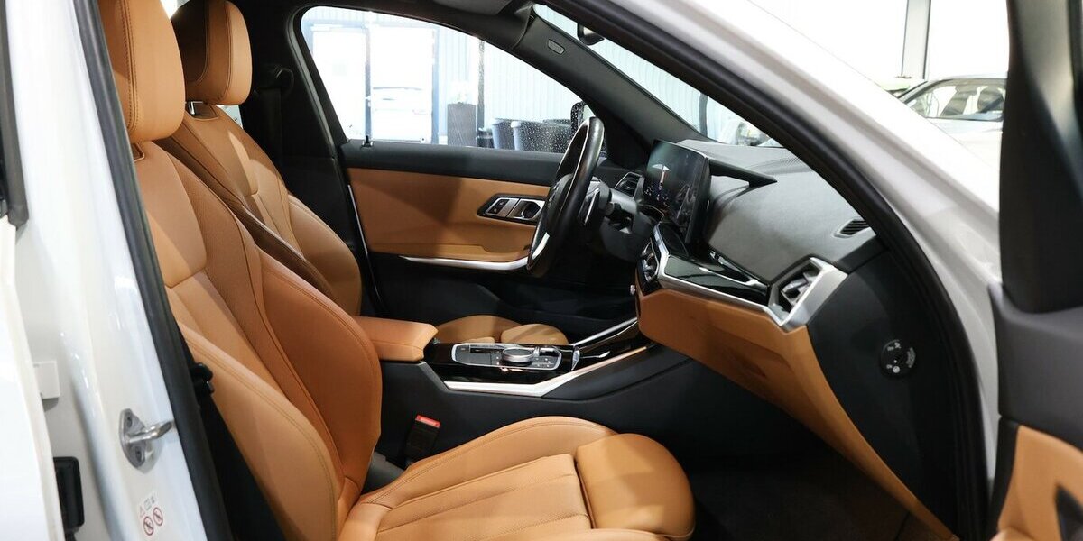BMW 318d Touring SPORT WHITE & BROWN / CURCED, LED 100.000 km 25.883 &euro; Hamm 59077
