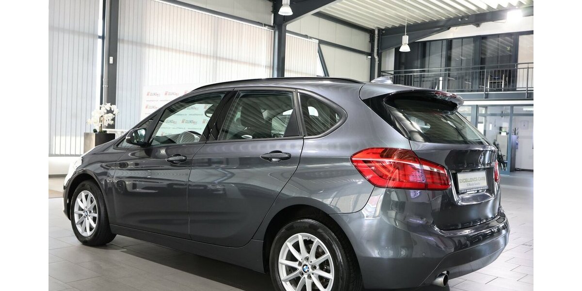 BMW 218 Active Tourer d Advantage BUSINESS LED,NAVI+ 158.000 km 12.555 &euro; Hamm 59077