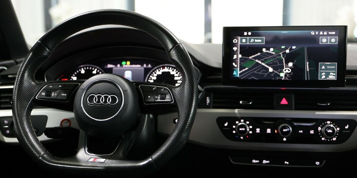 Audi A4 LIMOUSINE 30 TDI ADVANCED S-LINE SPORT / LED 143.000 km 23.221 &euro; Hamm 59077
