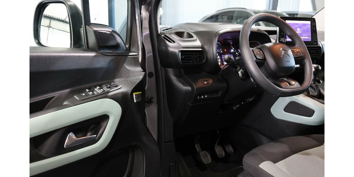 Citroen Berlingo 1.5 BLUE-HDI FEEL XL130 / 7-SITZER / 136.000 km 15.111 &euro; Hamm 59077