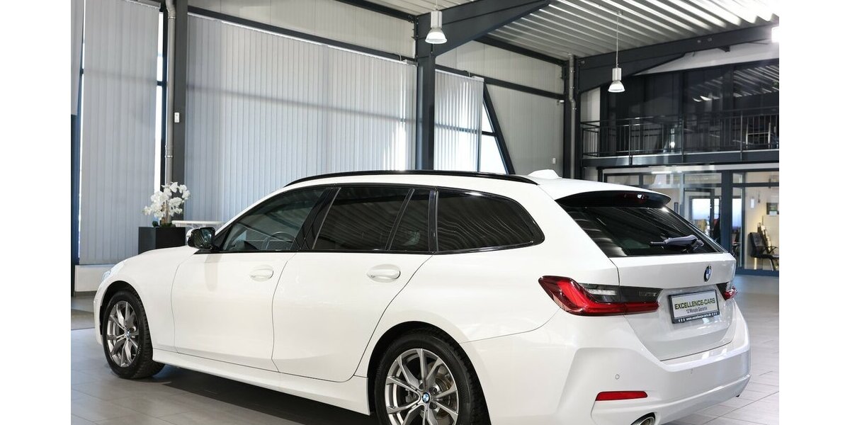 BMW 318d Touring SPORT WHITE & BROWN / CURVED+HUD 114.000 km 26.555 &euro; Hamm 59077