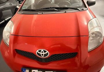 Toyota Yaris 179.315 km 3.300 &euro; Münster 48157