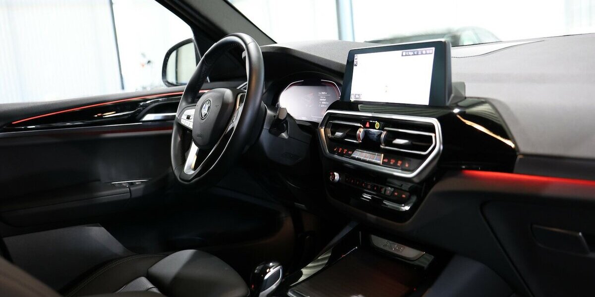 BMW X3 xDrive 20d SPORT VOLL-LEDER, LIVE-COCKPIT-PRO 74.000 km 37.444 &euro; Hamm 59077