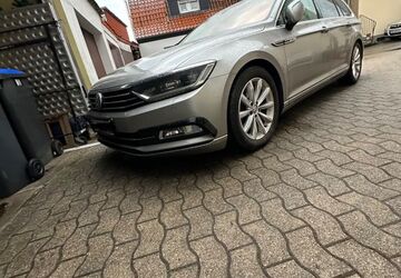 VW Passat 211.483 km 10.000 &euro; Ahlen 59229