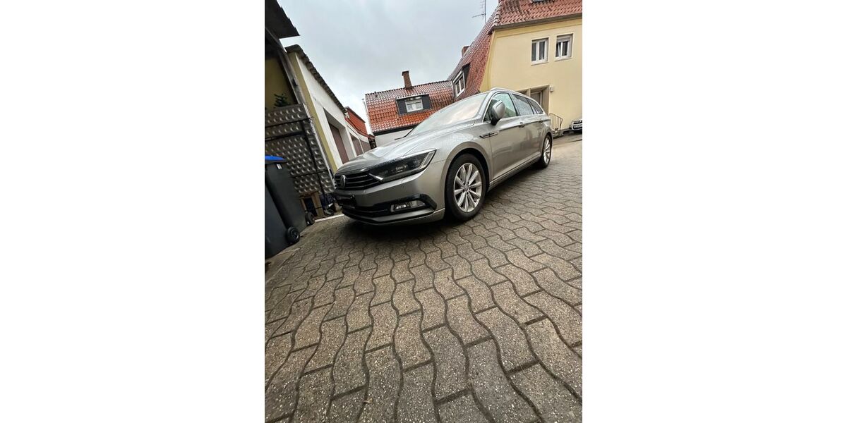 VW Passat 211.483 km 10.000 &euro; Ahlen 59229