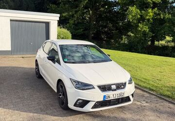 Seat Ibiza 87.000 km 12.900 &euro; Unna 59425