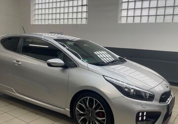 Kia ceed / Ceed 73.864 km 14.100 &euro; Kamen 59174
