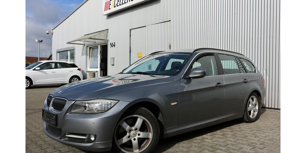 BMW 318d Touring EDITION-LIFESTYLE / PANORAMA 229.000 km 3.802 &euro; Hamm 59077