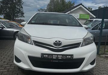 Toyota Yaris 55.421 km 6.490 &euro; Münster 48157