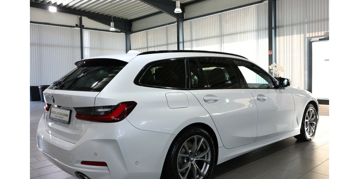 BMW 318d Touring SPORT WHITE & BROWN / CURCED, LED 100.000 km 25.883 &euro; Hamm 59077