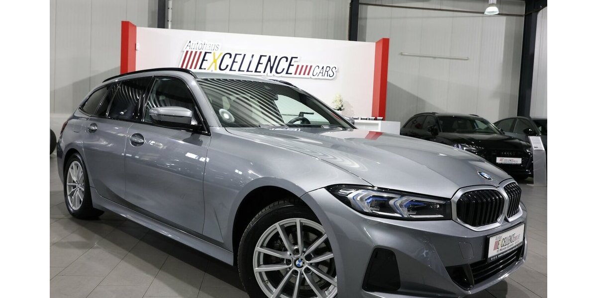 BMW 318d Touring SPORT GREY & RED LEDER,CURVED+HUD 73.000 km 27.555 &euro; Hamm 59077
