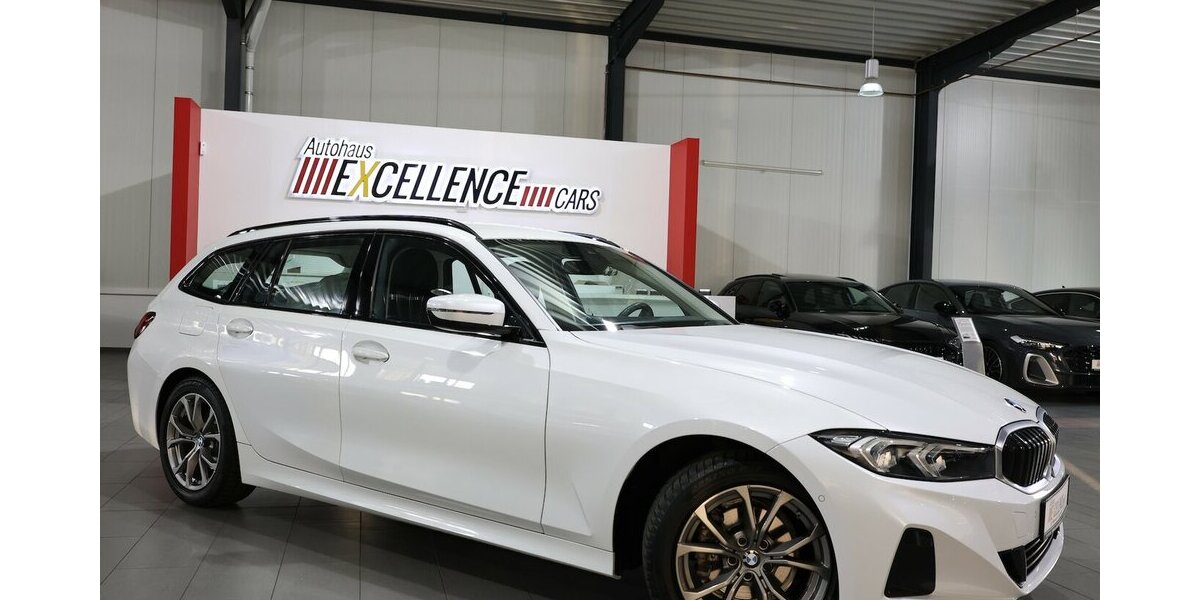 BMW 318d Touring SPORT SHADOW CURVED+NAV+KAMERA,LED 105.000 km 22.555 &euro; Hamm 59077