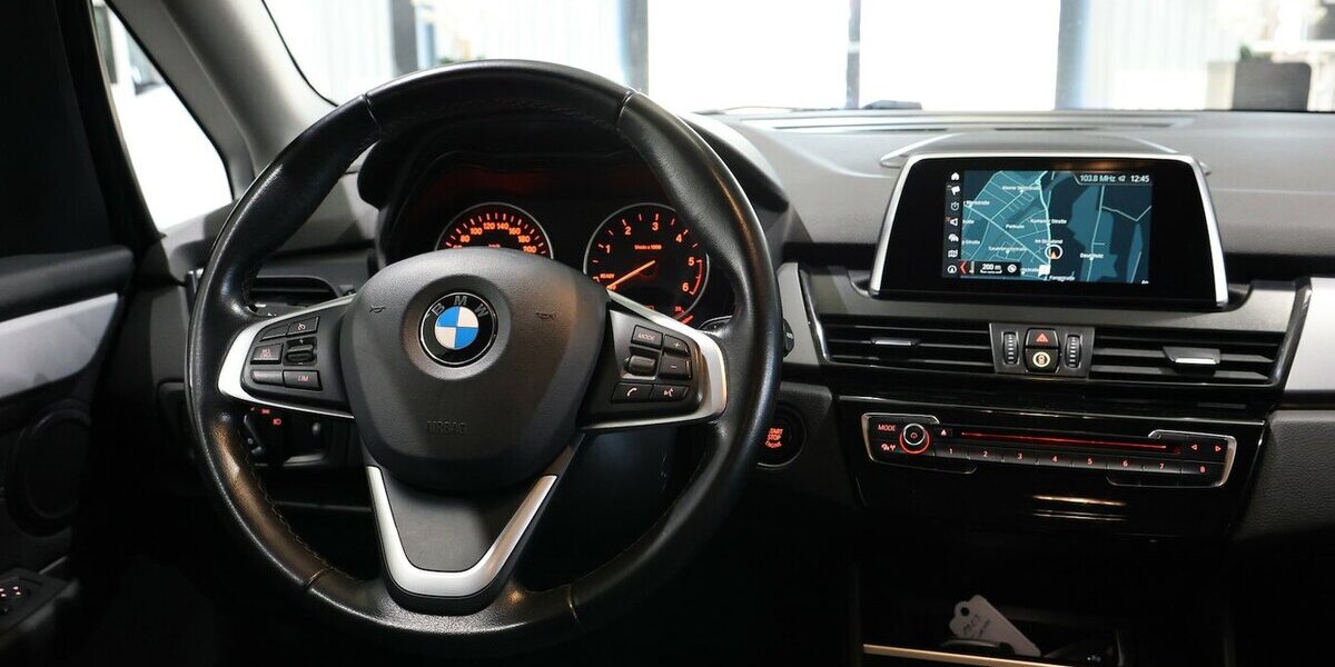 BMW 218 Active Tourer d Advantage BUSINESS LED,NAVI+ 158.000 km 12.555 &euro; Hamm 59077