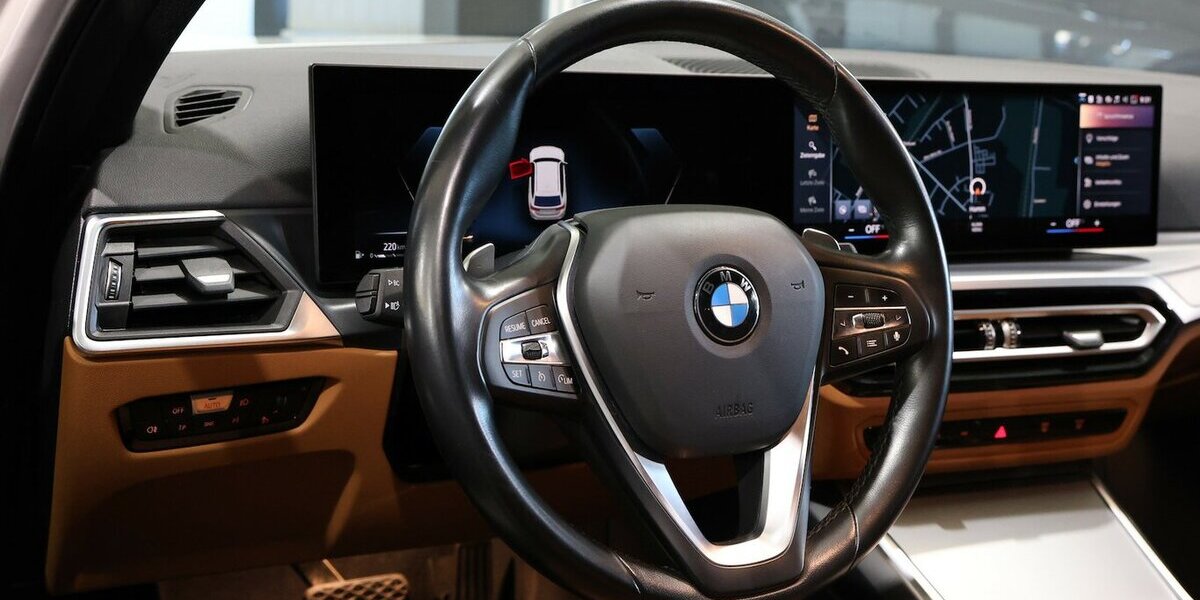 BMW 318d Touring SPORT WHITE & BROWN / CURVED+HUD 114.000 km 26.555 &euro; Hamm 59077