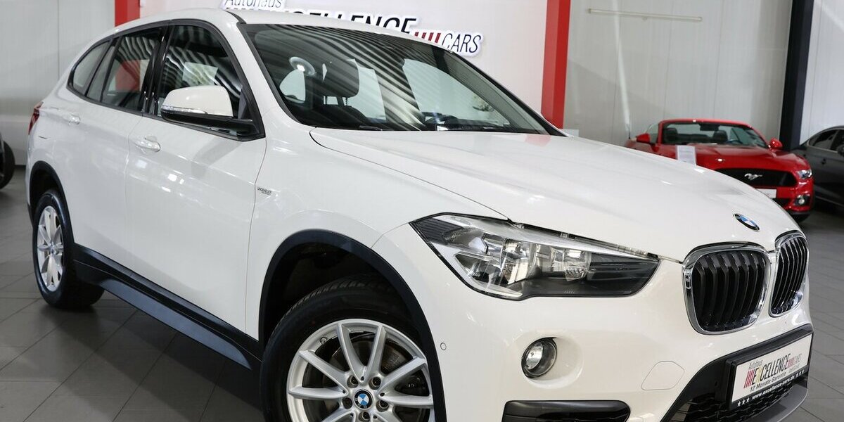 BMW X1 sDrive 18i Advantage WHITE / AUTOMATIK / 89.000 km 17.111 &euro; Hamm 59077