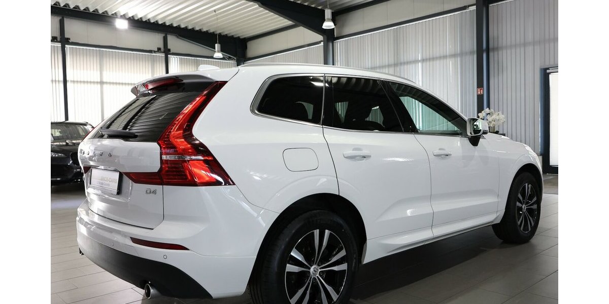 Volvo XC60 D4 MOMENTUM PRO / PANORAMA, MATRIX-LED 130.000 km 26.555 &euro; Hamm 59077