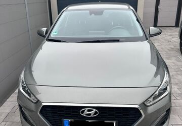 Hyundai i30 44.000 km 12.850 &euro; Ahlen 59229
