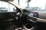 BMW 330d Touring ADVANTAGE / LED / LIVE+NAVI+ 149.000 km 19.999 &euro; Hamm 59077