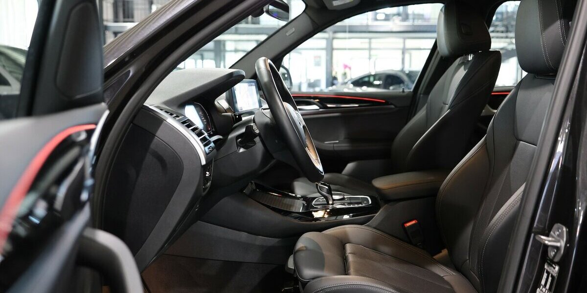 BMW X3 xDrive 20d SPORT VOLL-LEDER, LIVE-COCKPIT-PRO 74.000 km 37.444 &euro; Hamm 59077