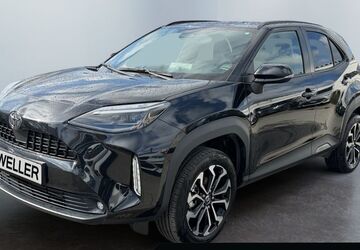 Toyota Yaris Cross 14.871 km 24.880 &euro; Hamm 59067