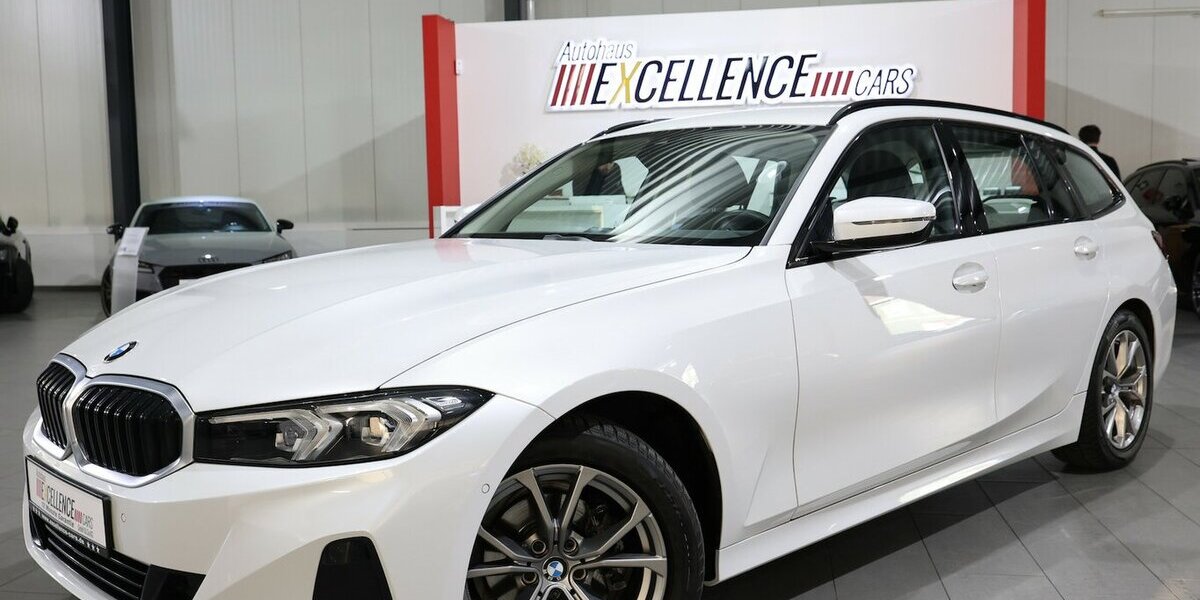 BMW 318d Touring SPORT SHADOW CURVED+NAV+KAMERA,LED 105.000 km 22.555 &euro; Hamm 59077
