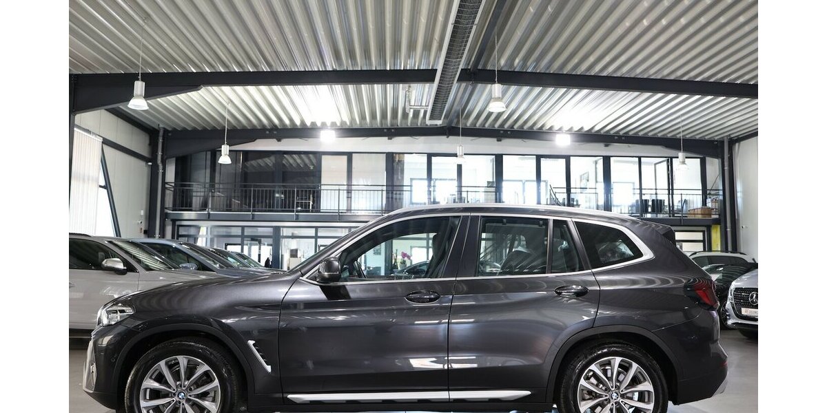 BMW X3 xDrive 20d SPORT VOLL-LEDER, LIVE-COCKPIT-PRO 74.000 km 37.444 &euro; Hamm 59077