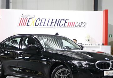 BMW 330e LIMOUSINE SHADOW CURVED+HEAD-UP, LED, H/K 46.000 km 29.993 &euro; Hamm 59077