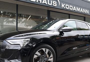 Audi e-tron 34.512 km 35.950 &euro; Rheda-Wiedenbrück 33378
