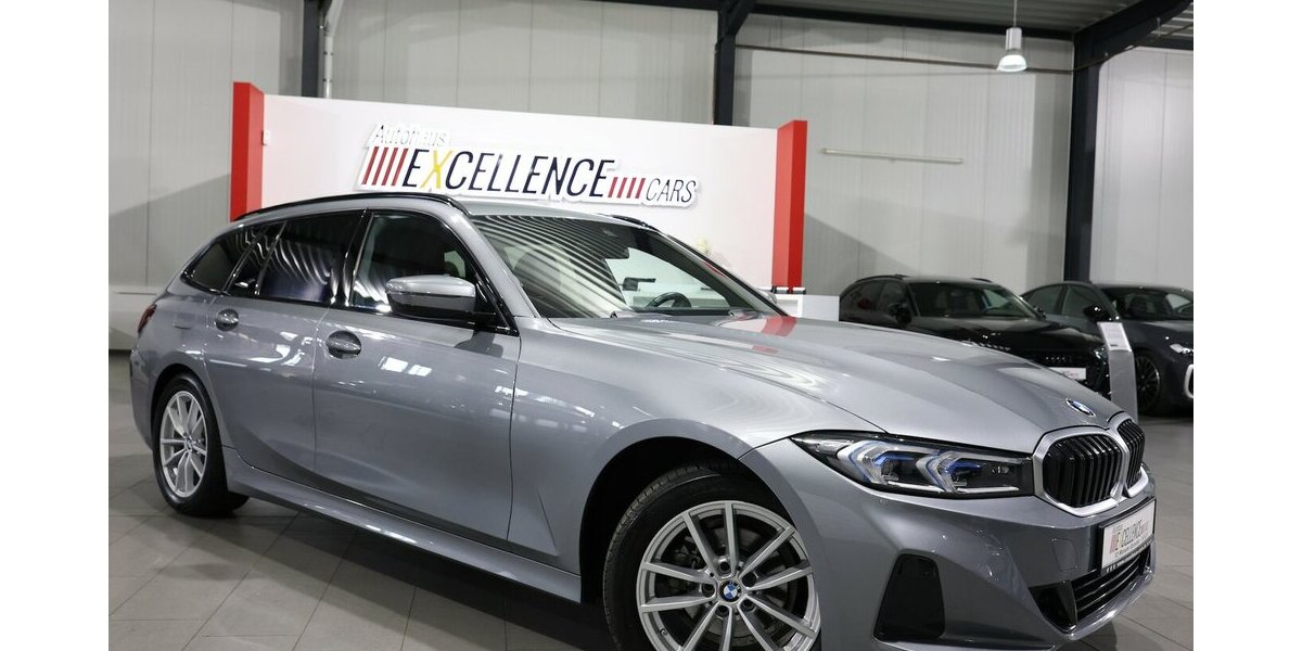 BMW 318d Touring SPORT GREY & RED LEDER,CURVED+HUD 73.000 km 27.555 &euro; Hamm 59077